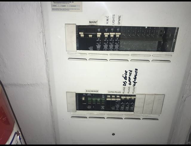 154M² MINI FACTORY RENTED IN BRACKENFELL CENTRAL
